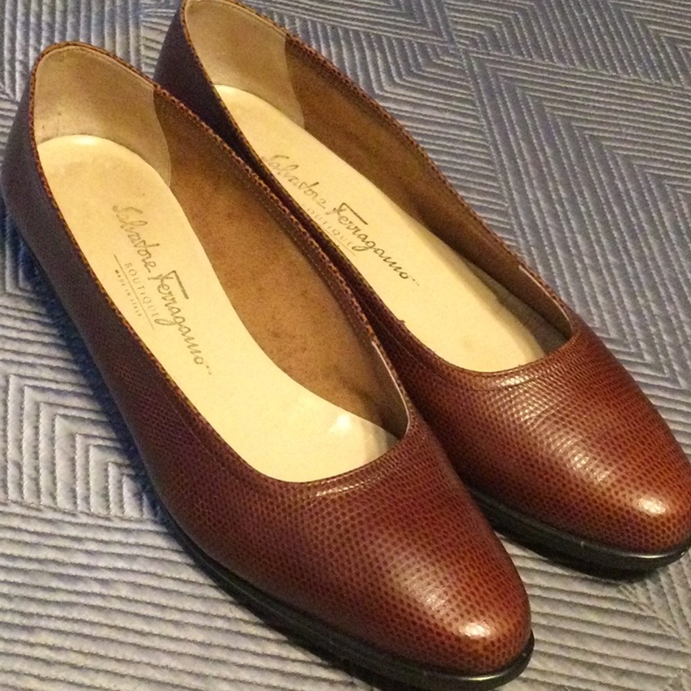 Salvatore Ferragamo brown 9.5 wedge shoes for women - Picture 2 of 11